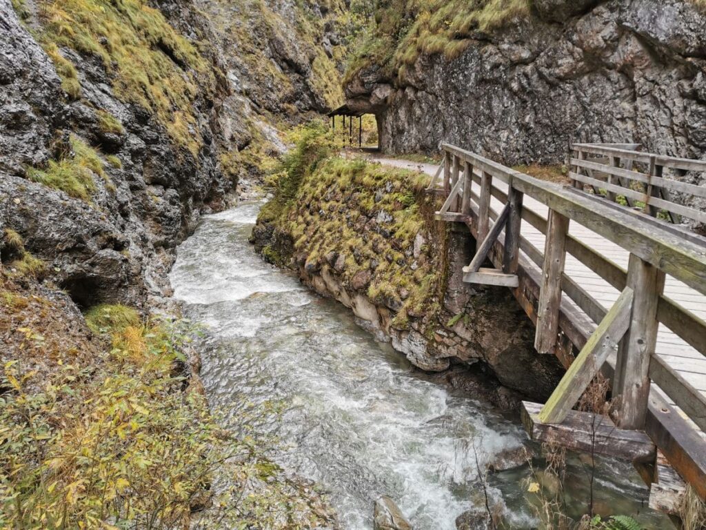 Klamm Österreich mit Kinderwagen wandern? Durch die Kundler Klamm